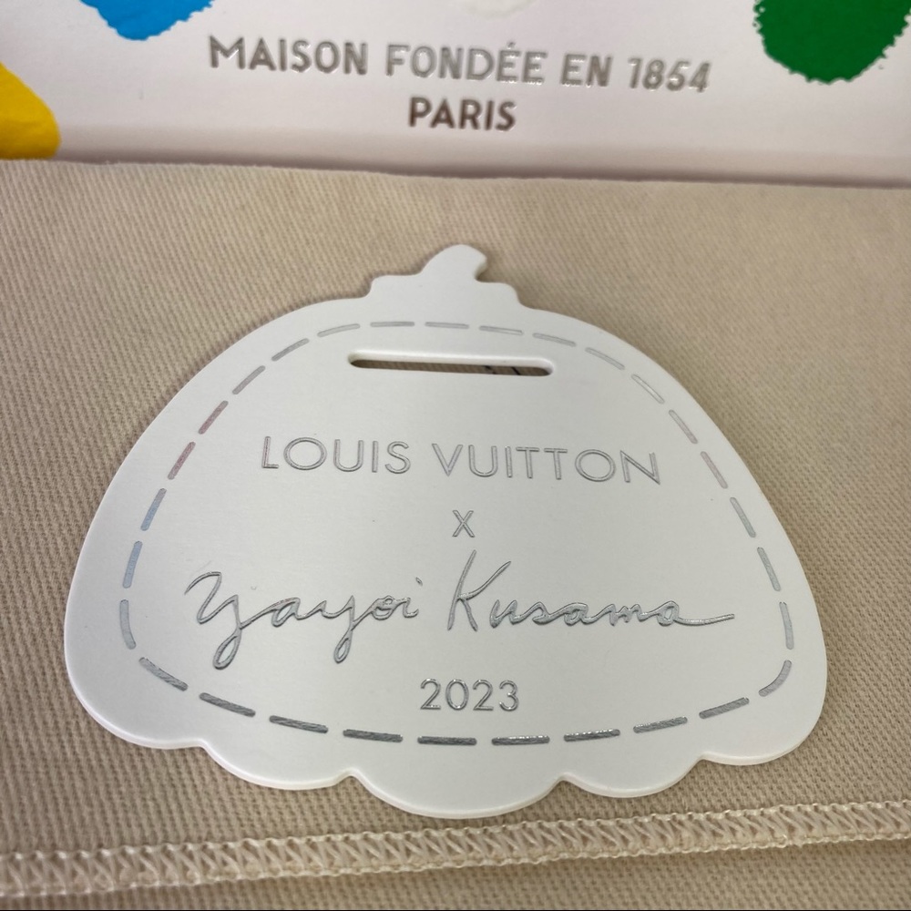 Louis Vuitton Yayoi Kusama - Picture 8 of 8